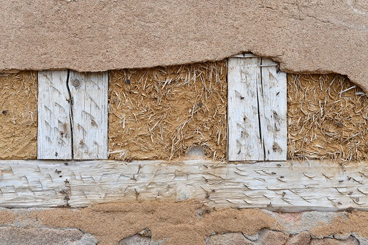 Mit den modernen Ansätzen von dem Ökomaler Euskirchen müssen Sie nicht mehr zwischen Stil und Nachhaltigkeit entscheiden, denn der Malermeister in der Eifel bietet moderne, Umweltfreundliche Fassadegestaltungen an.